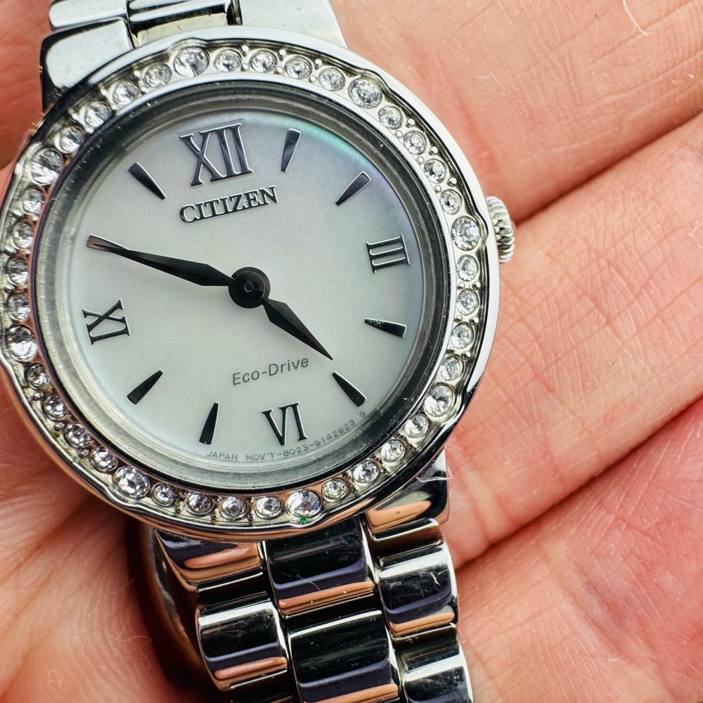 Women’s Citizen Eco-Drive Watch - Picture 4 of 8